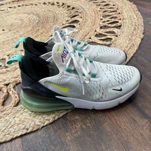 Nike Air Max 270 GS White Volt Black Size 4.5Y Women’s Size 6 or 6.5